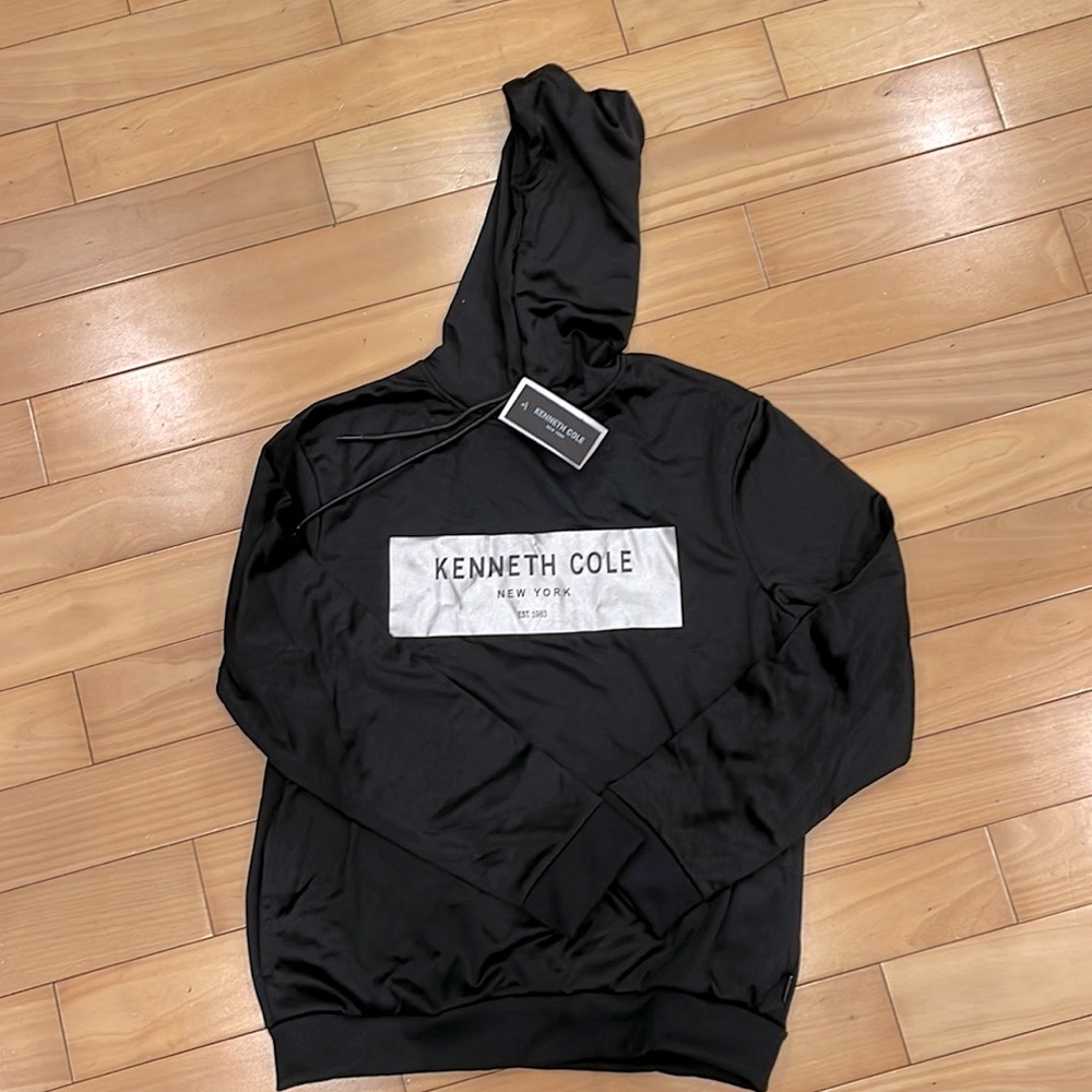 NWT KENNETH COLE BLACK HOODIE WITH POCKETS